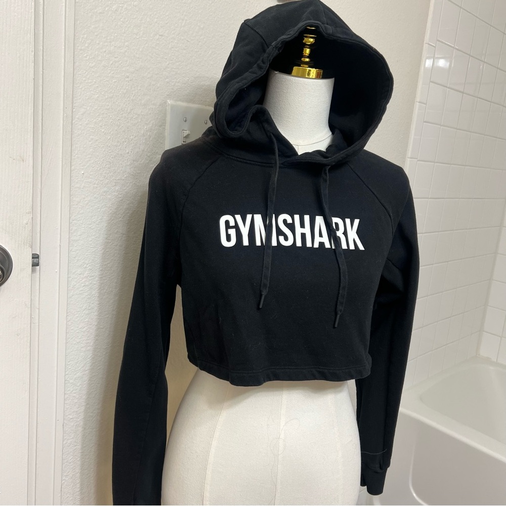Gymshark black white cropped hoodie sweatshirt active athletic logo premium